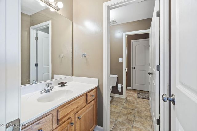 2830 S Manning Circle, Nesbit, MS 38651