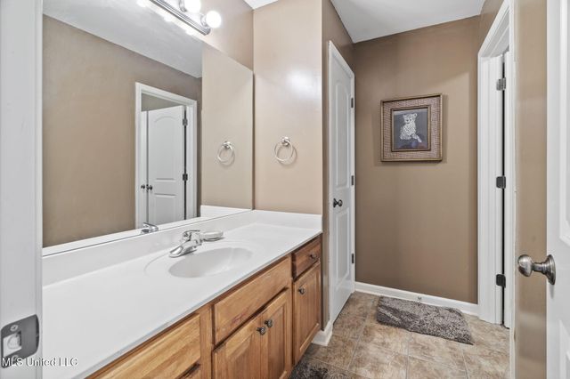 2830 S Manning Circle, Nesbit, MS 38651