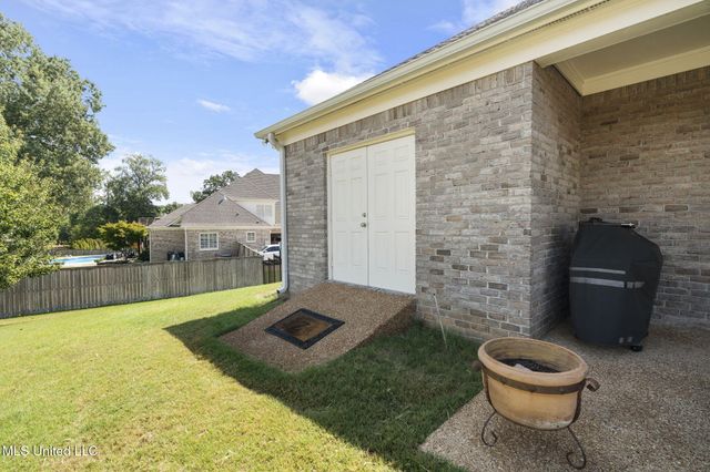 2830 S Manning Circle, Nesbit, MS 38651