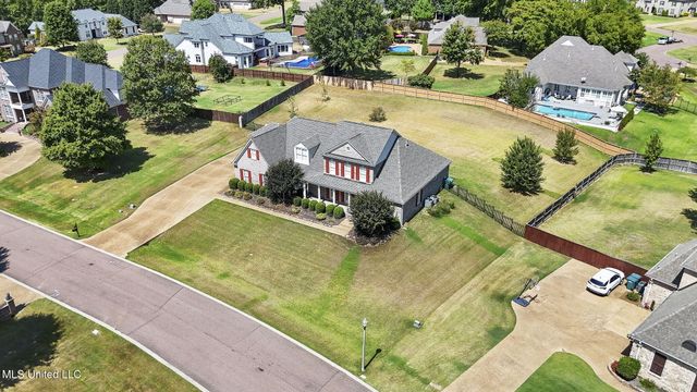 2830 S Manning Circle, Nesbit, MS 38651