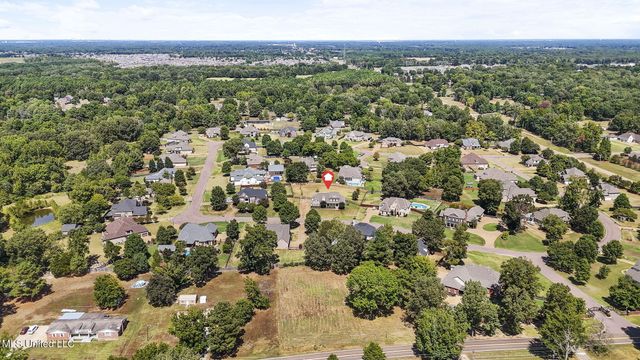 2830 S Manning Circle, Nesbit, MS 38651