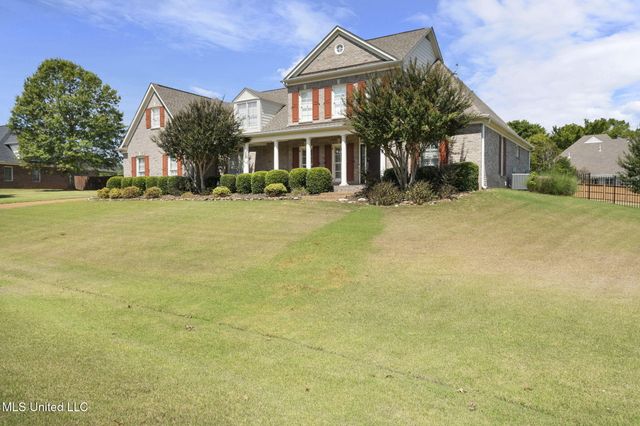 2830 S Manning Circle, Nesbit, MS 38651