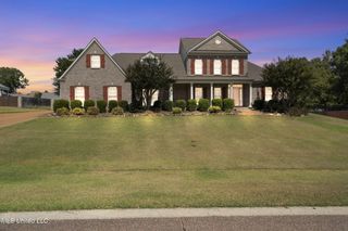 2830 S Manning Circle, Nesbit, MS 38651