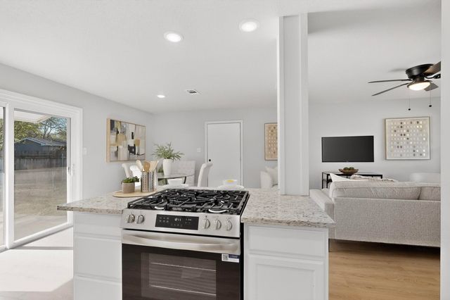 5808 Hanson Drive, Watauga, TX 76148