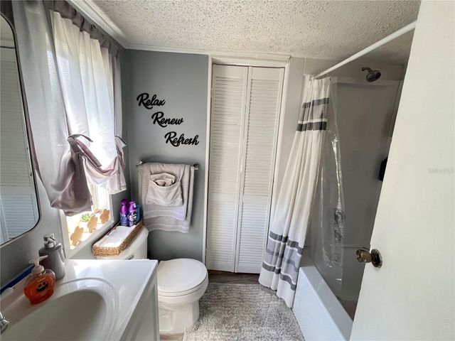 16021 SE 170TH AVENUE, Weirsdale, FL 32195