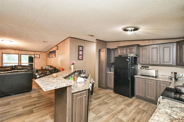 93 Road 5101, Cleveland, TX 77327
