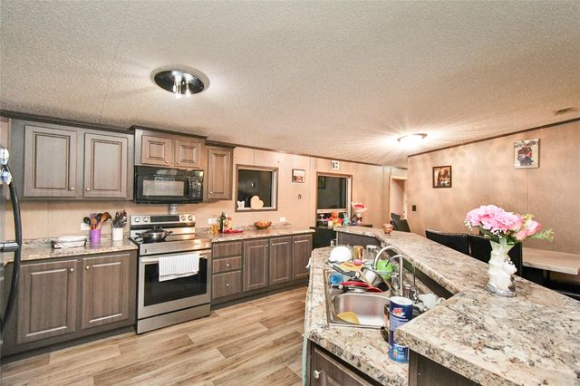 93 Road 5101, Cleveland, TX 77327
