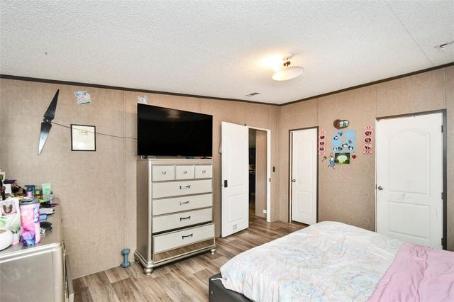 93 Road 5101, Cleveland, TX 77327