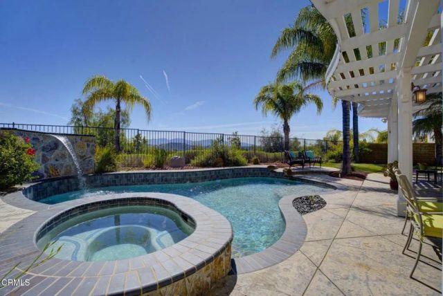 28434 Agajanian Drive, Santa Clarita, CA 91390