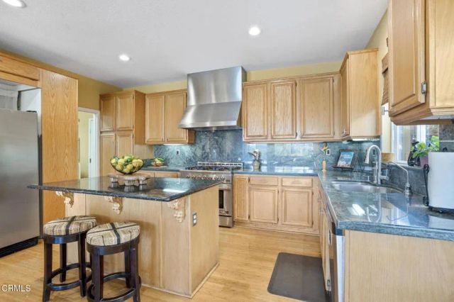 28434 Agajanian Drive, Santa Clarita, CA 91390