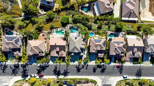 28434 Agajanian Drive, Santa Clarita, CA 91390