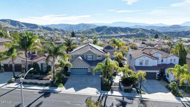28434 Agajanian Drive, Santa Clarita, CA 91390