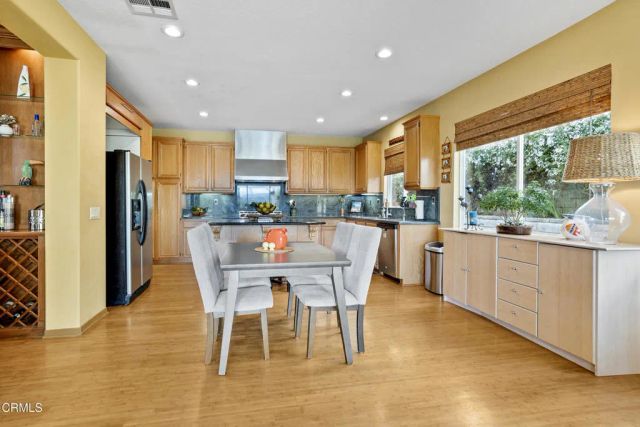 28434 Agajanian Drive, Santa Clarita, CA 91390