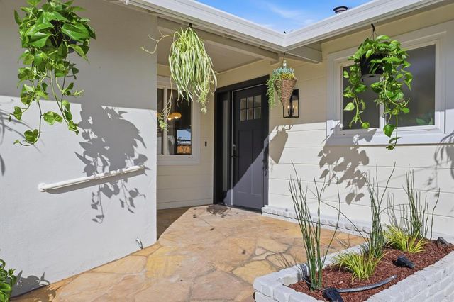 813 Cascade Drive, Sunnyvale, CA 94087