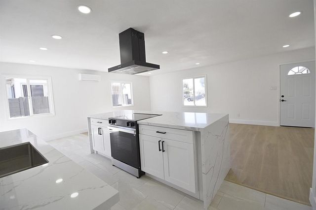 4772 MOUNT GAYWAS, San Diego, CA 92117