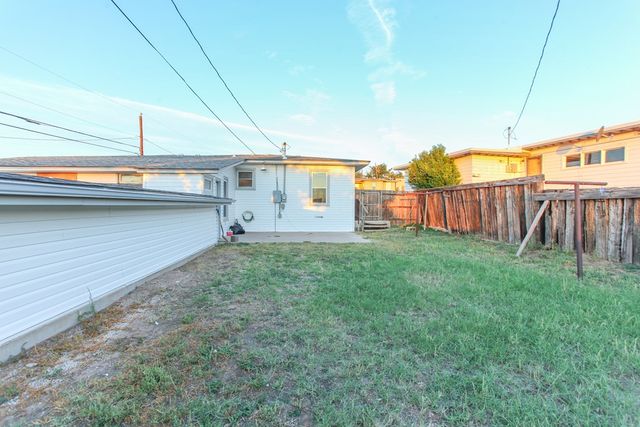 600 Caylor Dr, Big Spring, TX 79720