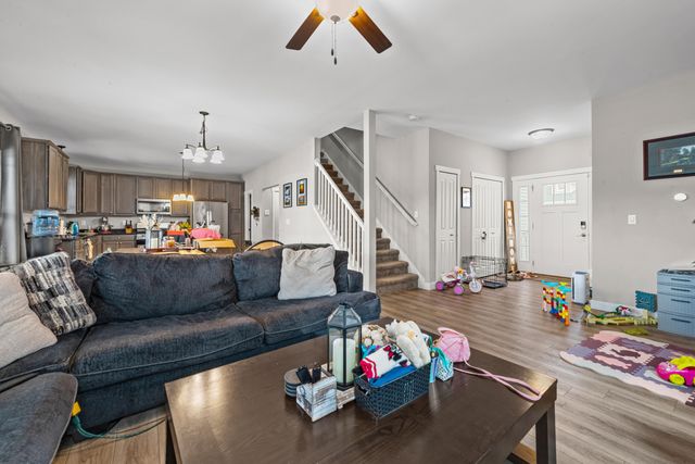 4515 Marie Therese Circle, Hamburg Twp, MI 48169