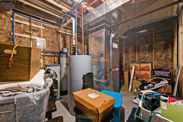 4515 Marie Therese Circle, Hamburg Twp, MI 48169