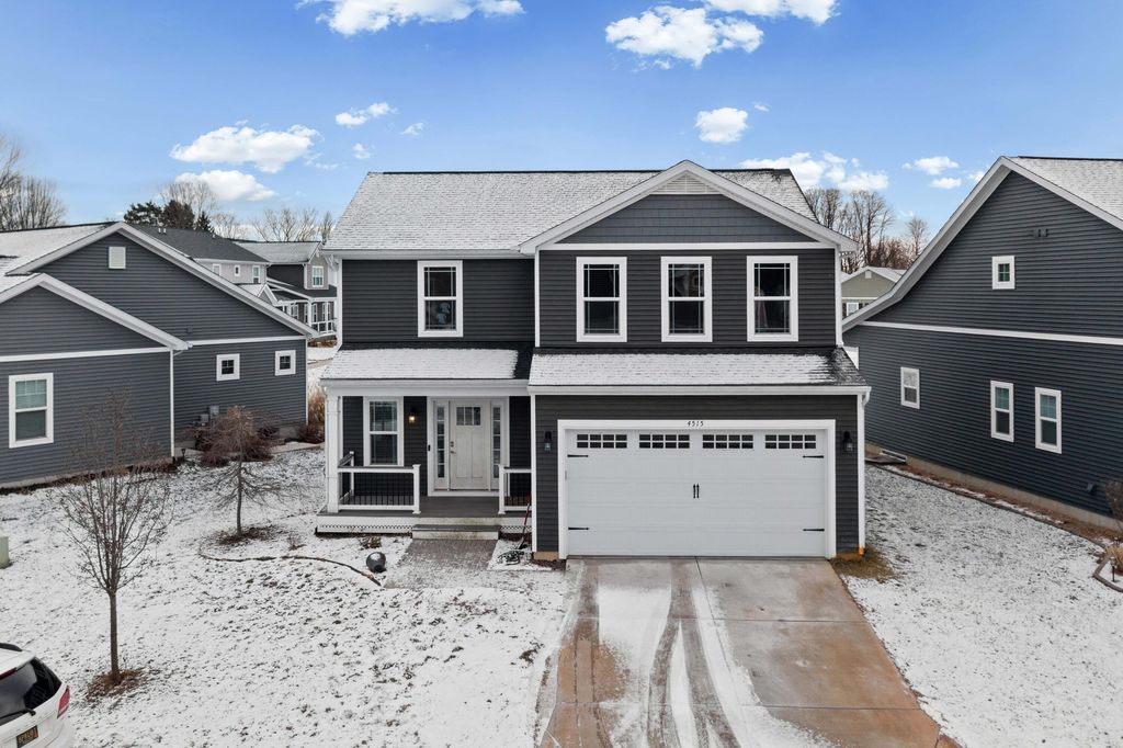 4515 Marie Therese Circle, Hamburg Twp, MI 48169