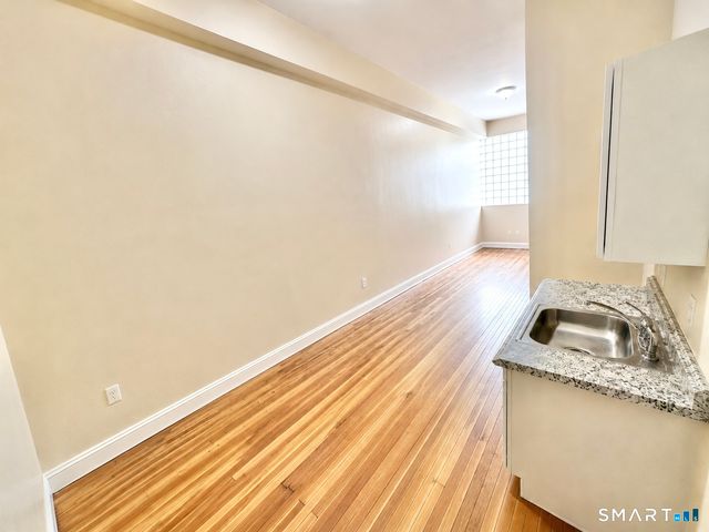 105 Bank Street 1C, Waterbury, CT 06702