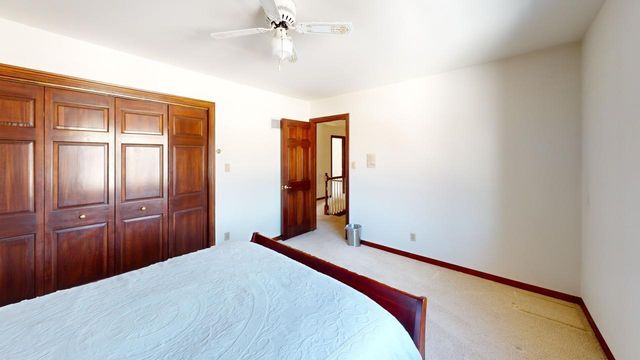 811 Royal Dublin Lane, Dyer, IN 46311