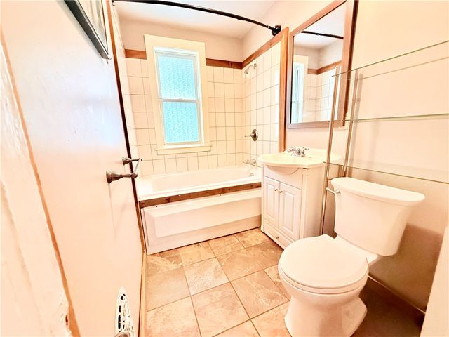 948 Monroe Avenue, Rochester, NY 14607