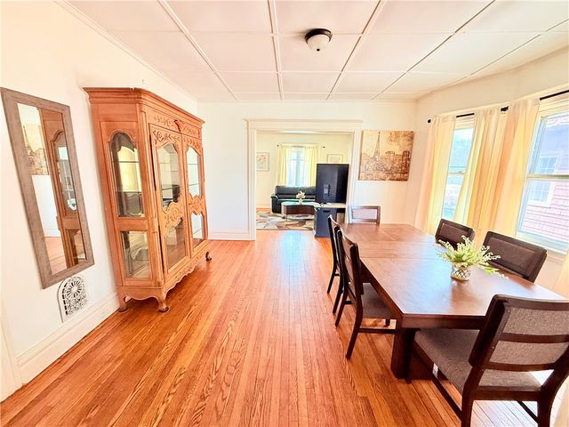948 Monroe Avenue, Rochester, NY 14607