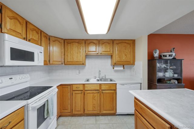 14001 E Marina Drive 607, Aurora, CO 80014