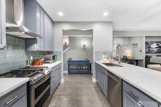 2858 NW 90th Place, Seattle, WA 98117
