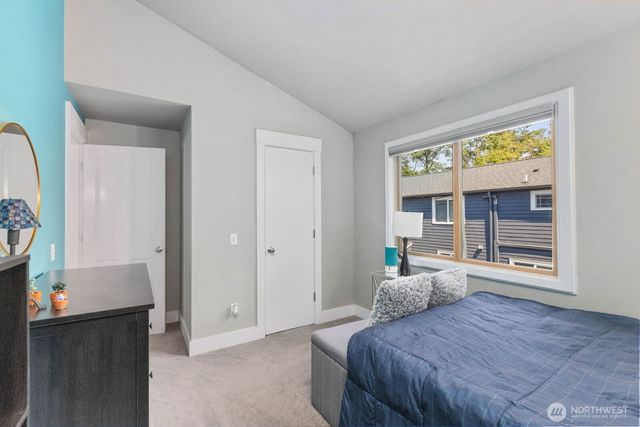 2858 NW 90th Place, Seattle, WA 98117