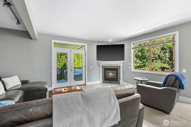 2858 NW 90th Place, Seattle, WA 98117