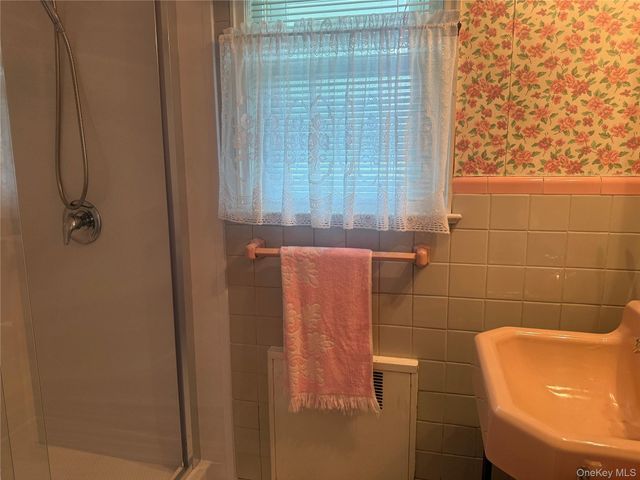 2725 165th Street, Flushing, NY 11358
