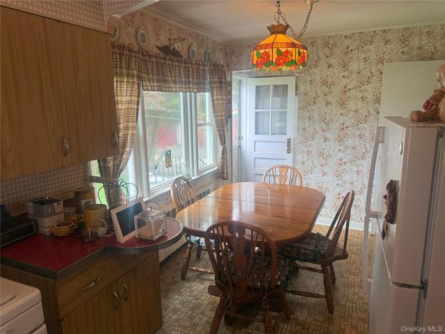 2725 165th Street, Flushing, NY 11358
