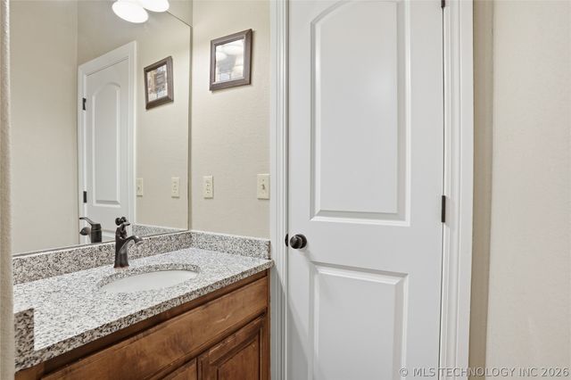 10305 E 94th Court North, Owasso, OK 74055