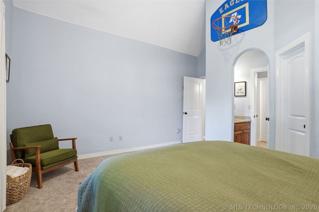 10305 E 94th Court North, Owasso, OK 74055