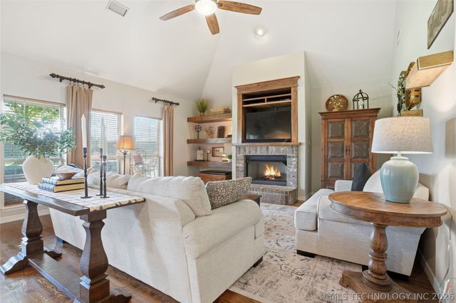 10305 E 94th Court North, Owasso, OK 74055