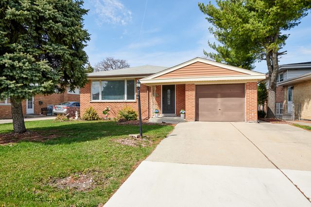 8544 W Roseview Drive, Niles, IL 60714
