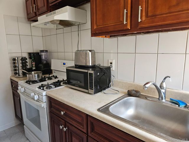 2181 Pacific Street 4D, Brooklyn, NY 11233