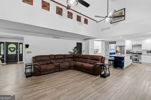 205 High Point Forest Drive, Covington, GA 30016