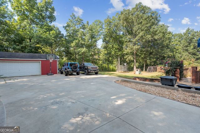 205 High Point Forest Drive, Covington, GA 30016