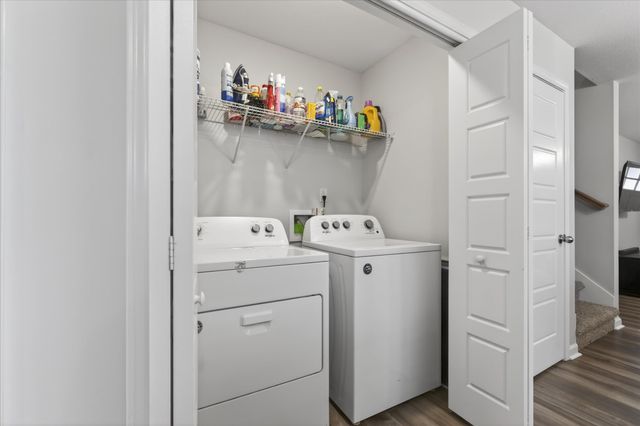 409 Hillside Dr, Clarksville, TN 37040