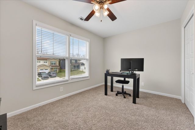 409 Hillside Dr, Clarksville, TN 37040