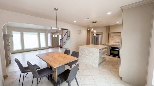 12111 Woodsrim, Live Oak, TX 78233