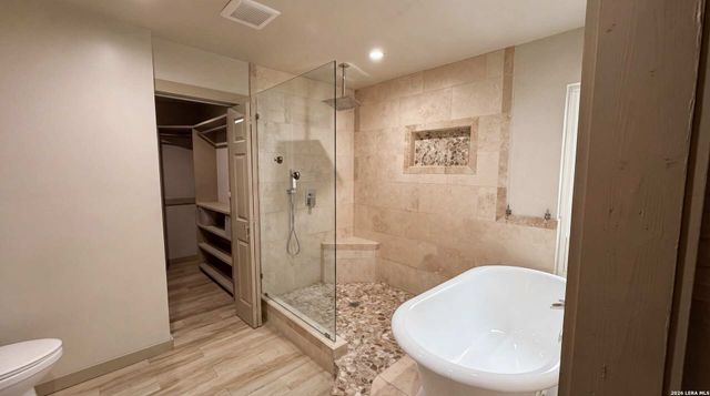 12111 Woodsrim, Live Oak, TX 78233