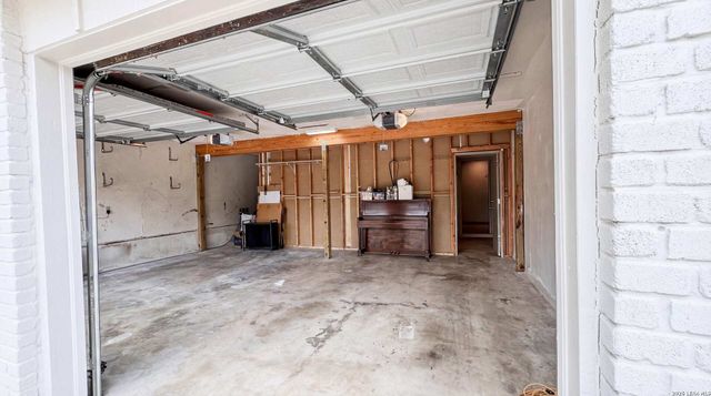 12111 Woodsrim, Live Oak, TX 78233