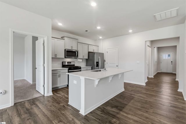 707 Bayridge Drive, Simpsonville, SC 29680