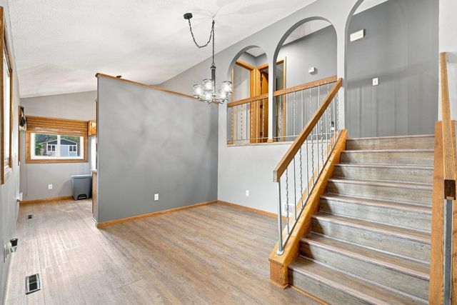 1014 Grant Circle S, Anoka, MN 55303