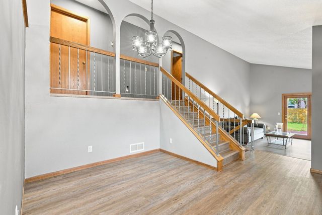 1014 Grant Circle S, Anoka, MN 55303