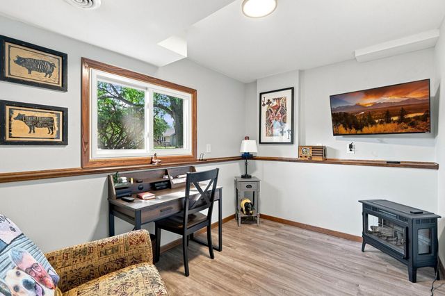 1014 Grant Circle S, Anoka, MN 55303