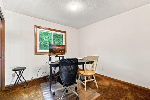 1014 Grant Circle S, Anoka, MN 55303